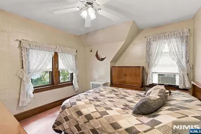 93 Stoughton Street, Bergenfield, NJ 07621 - Photo 11