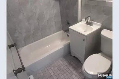 236 Greenmount 1 #1, Cliffside Park, NJ 07010 - Photo 9