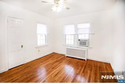 218 Hickory Avenue, Bergenfield, NJ 07621 - Photo 9