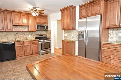 44 Ekings Avenue, Hawthorne, NJ 07506 - Photo 9