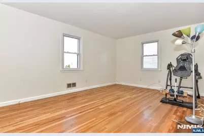 44 Ekings Avenue, Hawthorne, NJ 07506 - Photo 7
