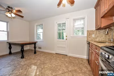 44 Ekings Avenue, Hawthorne, NJ 07506 - Photo 13