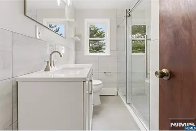 282 Farnham Avenue, Lodi, NJ 07644 - Photo 9