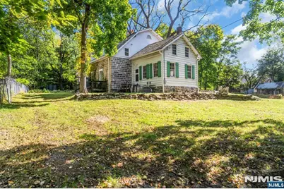 639A Piermont Road, Closter, NJ 07624 - Photo 3