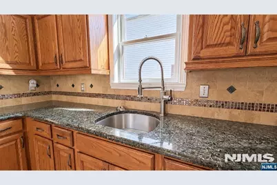 24 Parker Avenue, Hawthorne, NJ 07506 - Photo 9