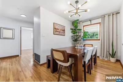 454 Lasalle Avenue, Hasbrouck Heights, NJ 07604 - Photo 5