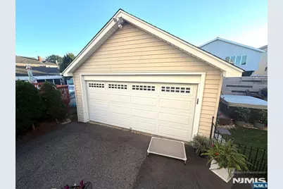 392 Highland Avenue, Wood Ridge, NJ 07075 - Photo 3