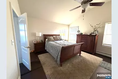392 Highland Avenue, Wood Ridge, NJ 07075 - Photo 15