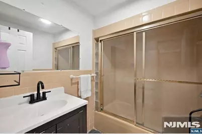 6803 Park Avenue, Guttenberg, NJ 07093 - Photo 3