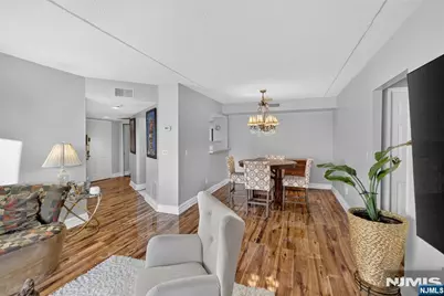38 Moonachie Road 315 #315, Hackensack, NJ 07601 - Photo 7