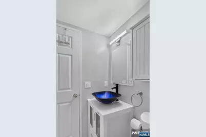 38 Moonachie Road 315 #315, Hackensack, NJ 07601 - Photo 25