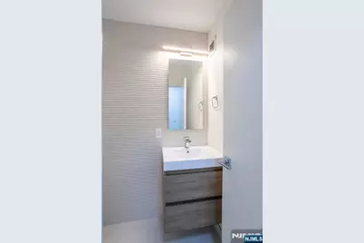 1600 Parker Avenue 20A #20A, Fort Lee, NJ 07024 - Photo 17