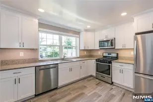 14 Bliss Ave S, Tenafly, NJ 07670 - Photo 1