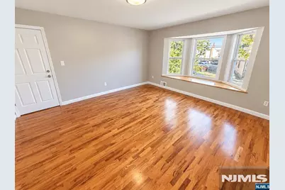 80 Cutler Street, Newark, NJ 07104 - Photo 9