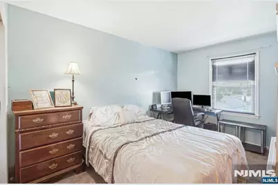 31 Astor Court, Sayreville, NJ 08872 - Photo 17