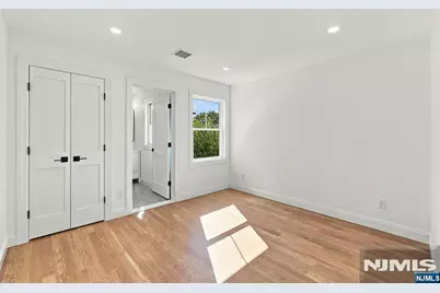 11-17 Harrison Drive, Fair Lawn, NJ 07410 - Photo 23