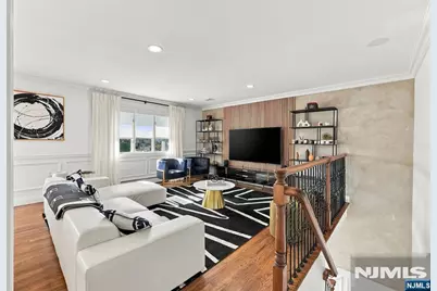 6 E Azalea Drive, Wallington, NJ 07057 - Photo 13