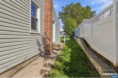 164 Arlington Boulevard, North Arlington, NJ 07031 - Photo 23