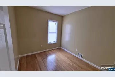 410 Harrison Street, Passaic, NJ 07055 - Photo 7
