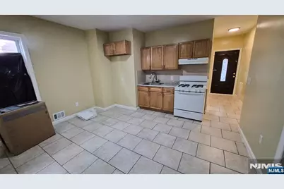 410 Harrison Street, Passaic, NJ 07055 - Photo 5
