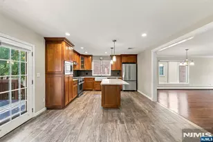 456 Glen Ave A, Palisades Park, NJ 07650 - Photo 9