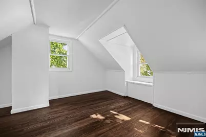 23 Wanamaker Avenue, Mahwah, NJ 07430 - Photo 11