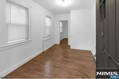 46 Oakland Terrace, Newark, NJ 07106 - Photo 15