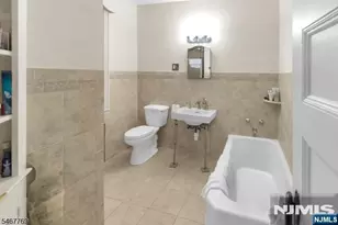 46 Oakland Terrace, Newark, NJ 07106 - Photo 27