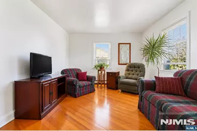419 Spruce Street, Linden, NJ 07036 - Photo 7