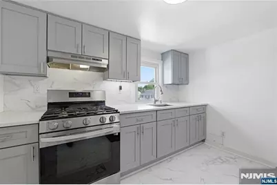 76 Schuyler Avenue 2 #2, North Arlington, NJ 07031 - Photo 3