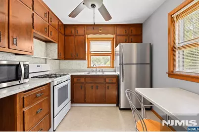 423 Spruce Street, Linden, NJ 07036 - Photo 5