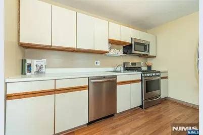 50 Lindsley Road 53 #53, Cedar Grove, NJ 07009 - Photo 7
