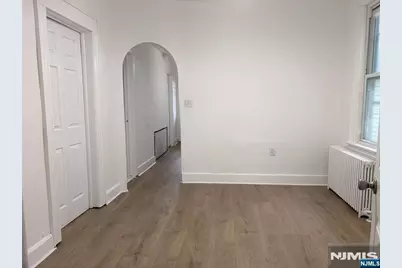 42 Van Winkle Avenue 2 #2, Garfield, NJ 07026 - Photo 5