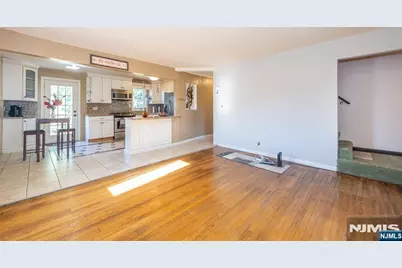 52 7th Avenue, Passaic, NJ 07055 - Photo 7