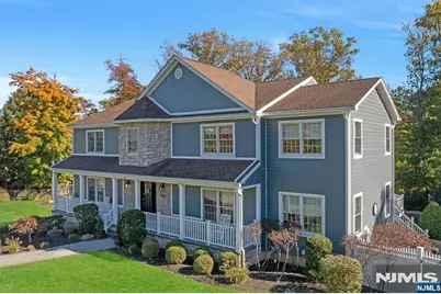 18 Heritage Lane, Mahwah, NJ 07430 - Photo 3