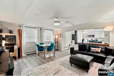470 Valley Road C009A #C009A, Montclair, NJ 07043 - Photo 7