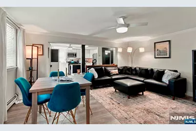 470 Valley Road C009A #C009A, Montclair, NJ 07043 - Photo 5