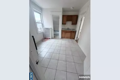807 85th Street, North Bergen, NJ 07047 - Photo 17