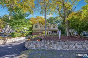 89 Norman Dr, Ramsey, NJ 07446 - Photo 1