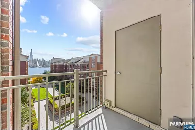 26 Ave At Port Imperial 425 #425, West New York, NJ 07093 - Photo 3