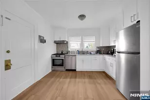 540 Mountain Ave, Montclair, NJ 07043 - Photo 3