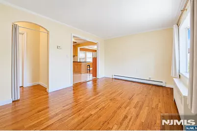 172 Behnke Avenue, Paramus, NJ 07652 - Photo 3
