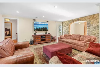707 Calusa Trail, Franklin Lakes, NJ 07417 - Photo 9