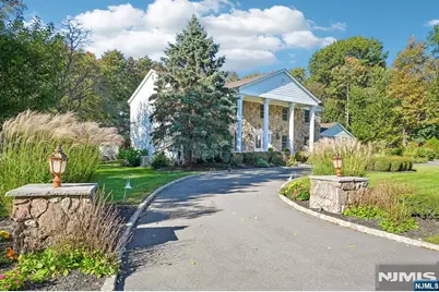 707 Calusa Trail, Franklin Lakes, NJ 07417 - Photo 3