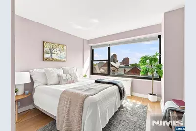 135 Montgomery Street 8B #8B, Jersey City, NJ 07302 - Photo 13