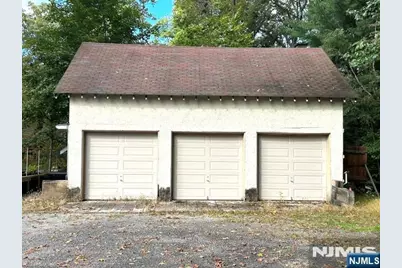 440 Cedar Lane, River Vale Township, NJ 07675 - Photo 19