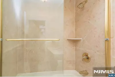 12 Hemlock Lane, Tenafly, NJ 07670 - Photo 15