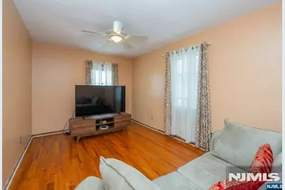 224 Montgomery, Bloomfield, NJ 07003 - Photo 17