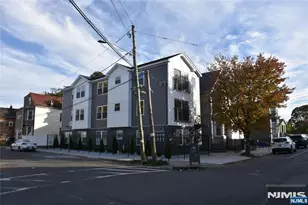 636 10th St, Newark, NJ 07108 - Photo 29