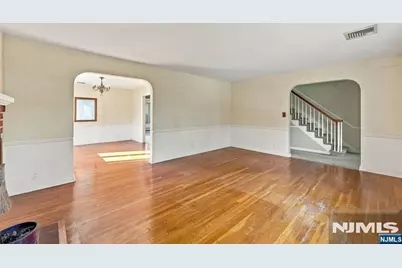 691 Cooper Avenue, Oradell, NJ 07649 - Photo 9
